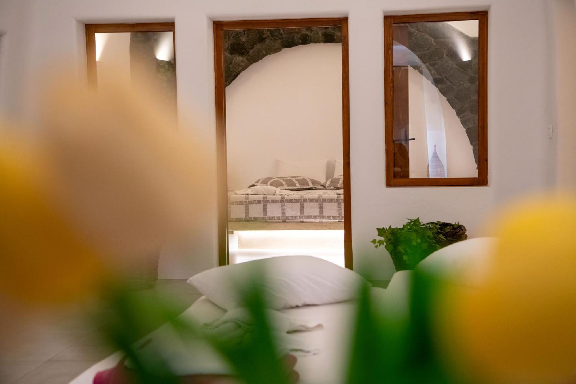 Luxe Efis Home Sea View 4 Villas & 4 Prive Jacuzzi Imerovigli  Exterior foto